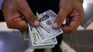 نرخ 131 هزار تومان دلار توافقی شد