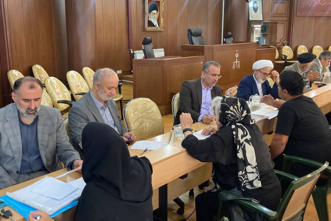 درخواست آزادی و عفو مشروط خواست مراجعان از مسئولان قضایی گیلان