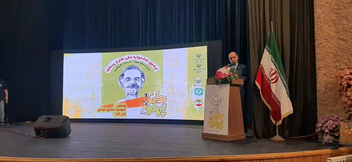 گل آقا، زیباترین نقدها را بدون گزندگی و تعصب بیان می‌کرد