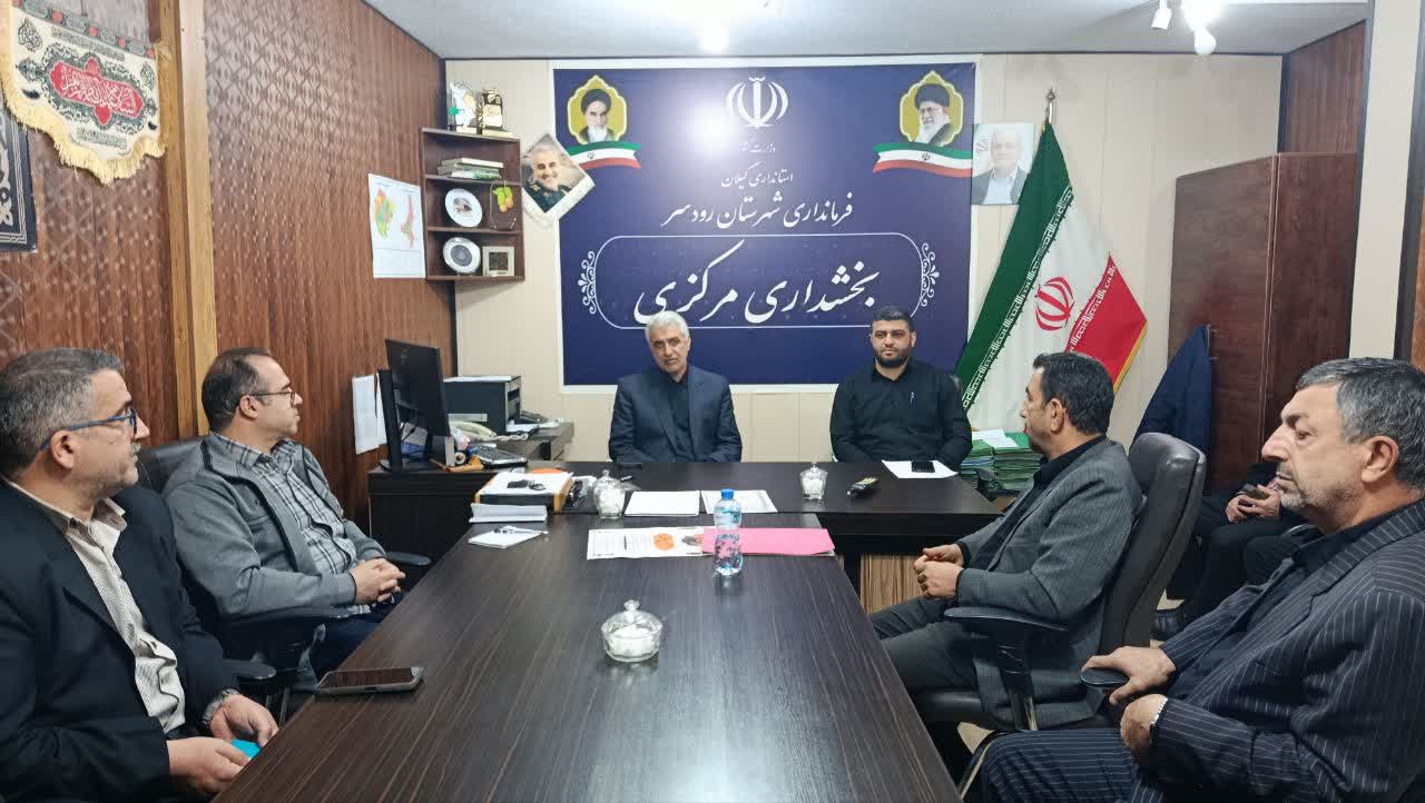 خدمت بی‌منت مهم‌ترین راه تقویت سرمایه اجتماعی است