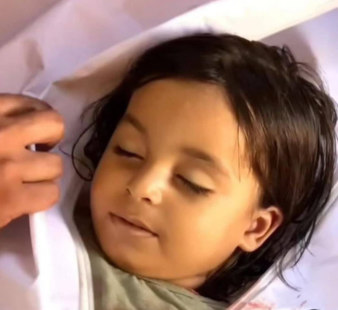 دختربچه‌ای که پدرش نخواست سرمای مرگ را بچشد
