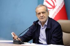رمز عبور از چالش‌ها وحدت ملی و  خدمت صادقانه  است