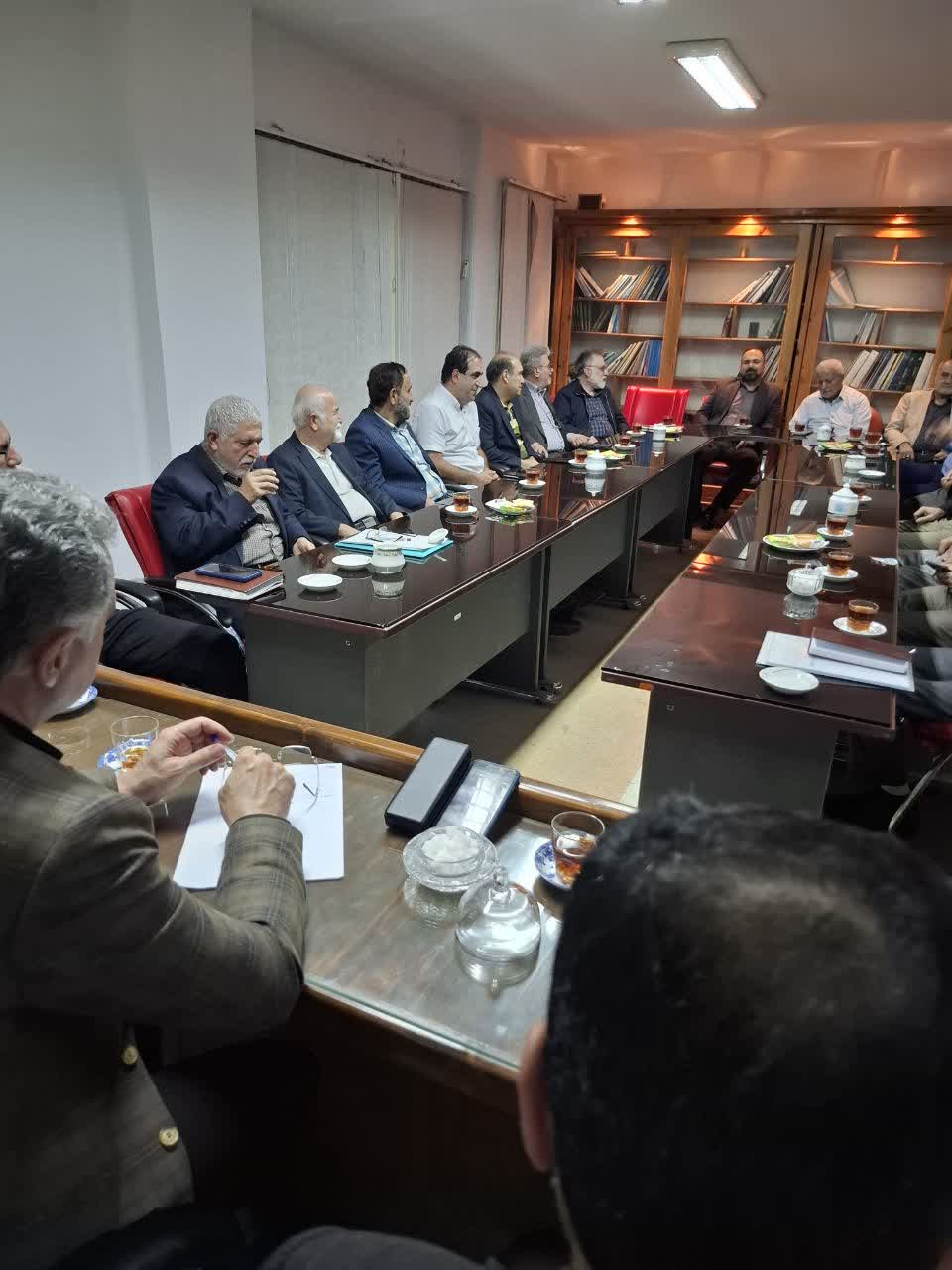 مدیران بازنشسته منابع ارزشمند دانش و تجربه هستند