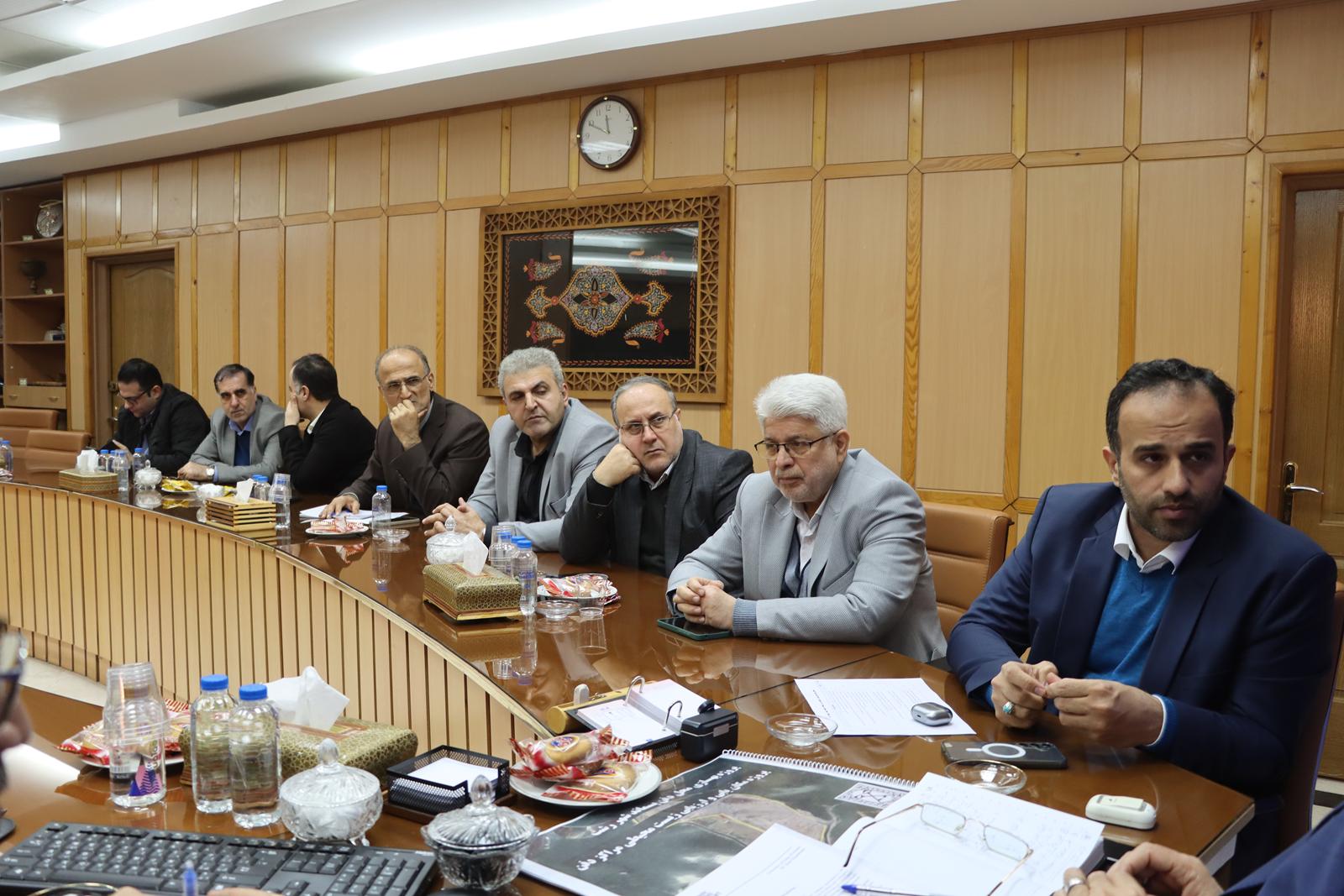 تراموا و پروژه رینگ رشت راهکار کاهش ترافیک است