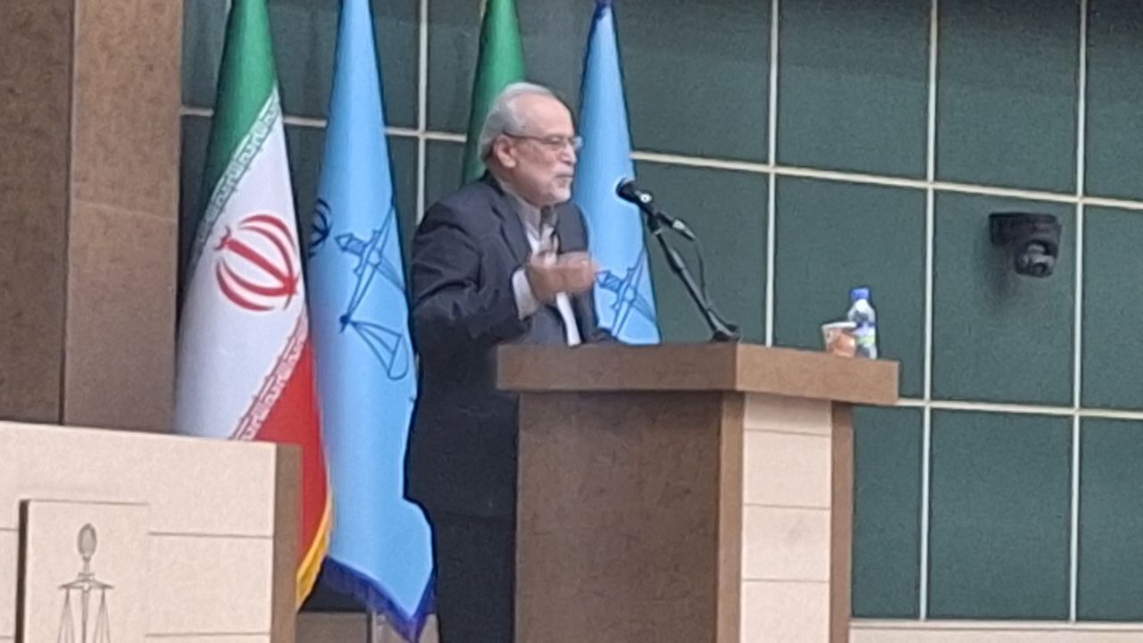 دشمن سعی در سوء استفاده از مشکلات معیشتی دارد