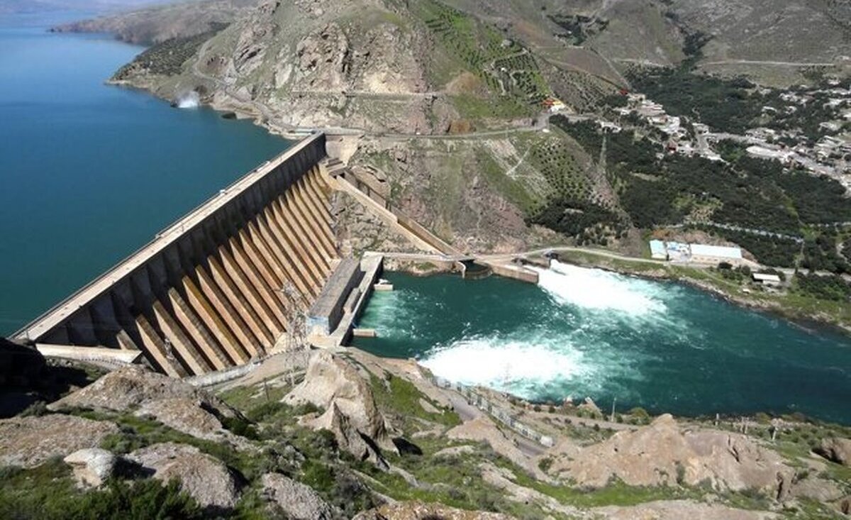 آب سد سفید رود به موقع تامین شود