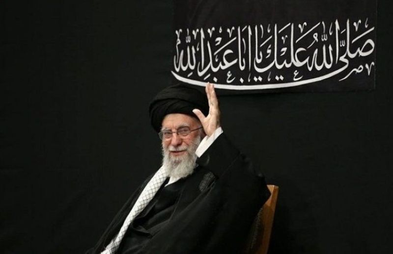 رهبری که جاودانه زیست و  عزتمندانه شهید شد