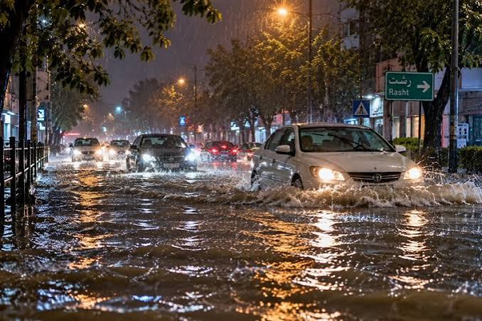 باران سیل آسا و بی نظیر ، رشت را غافلگیر کرد