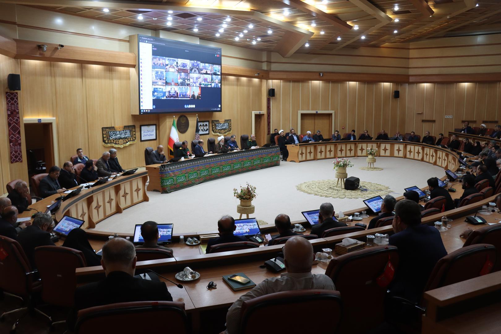 مراسم تشییع باشکوه رهبر شهید انسجام و عزت ملت ایران را به رخ می کشد